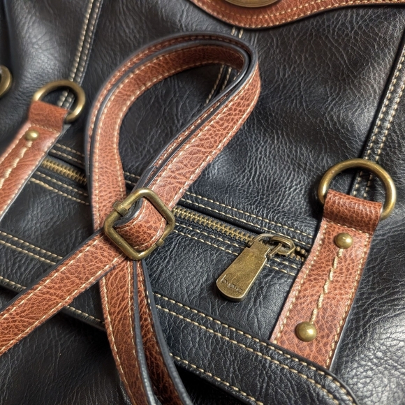 b.o.c. Black and Brown Leather Shoulder Bag Crossover Strap Full Size Purse - Picture 8 of 16